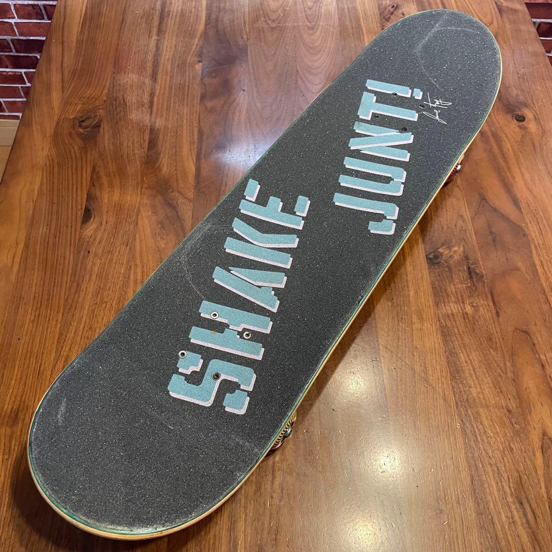 スケートマフィア　美品　スケボー　スケートボード　ベンチャートラック　8インチ