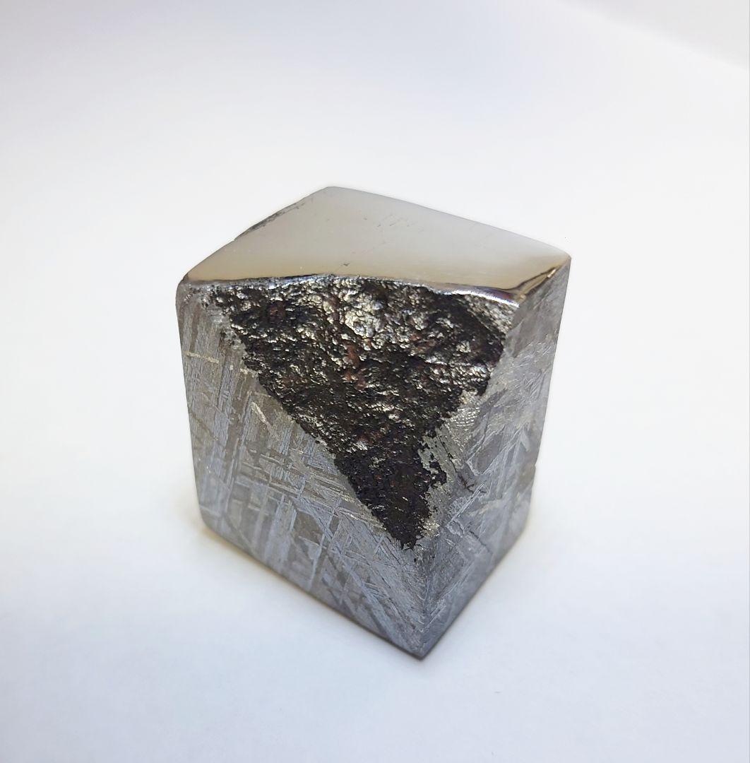 ギベオン隕石 104.6g エッチングしたて　標本　鉄隕石