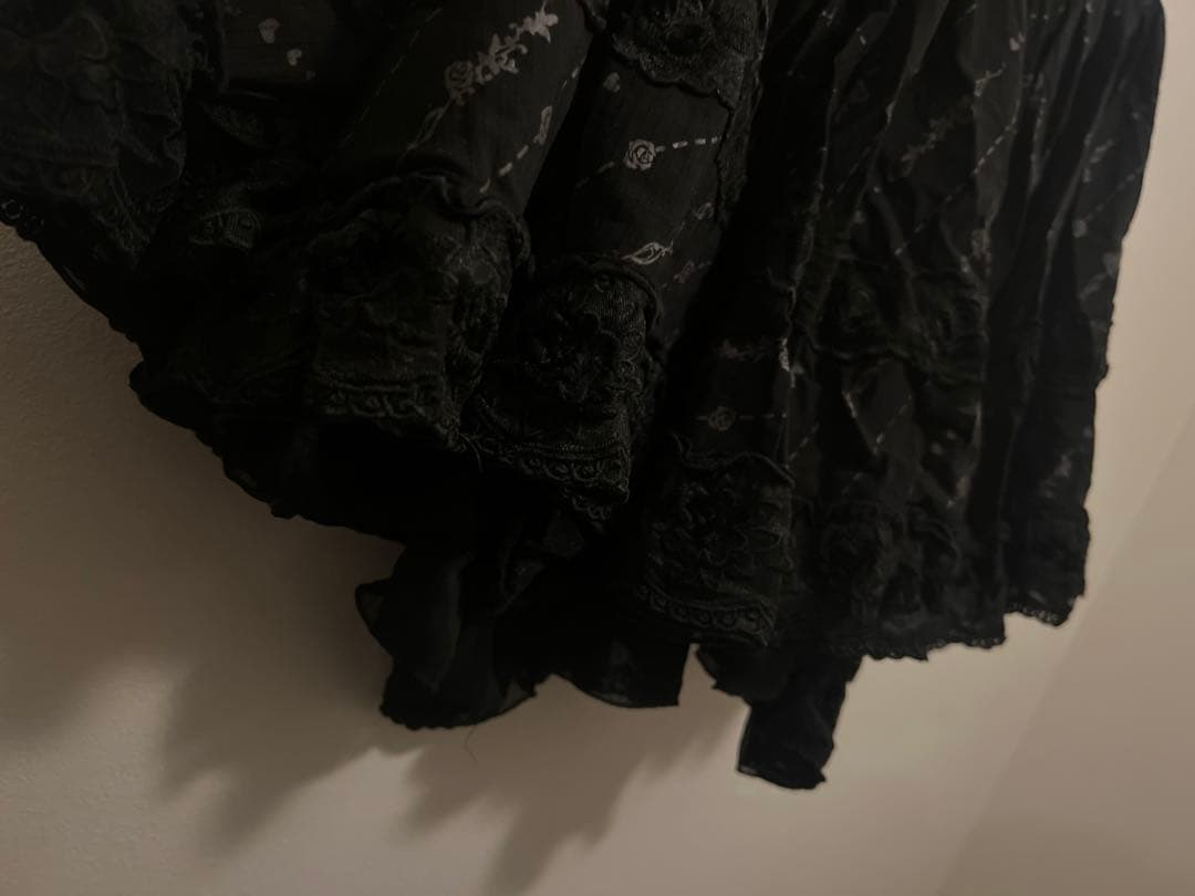 h.naoto honey 黒 スカート