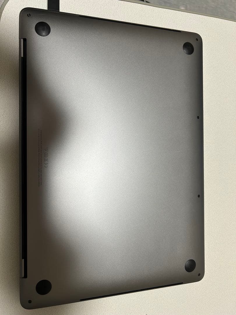 スペースグレー 13インチ MacBook 本体