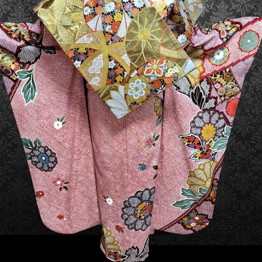 振袖フルセット(7点)・総絞り・エンボス加工・花模様・金彩加工・逸品