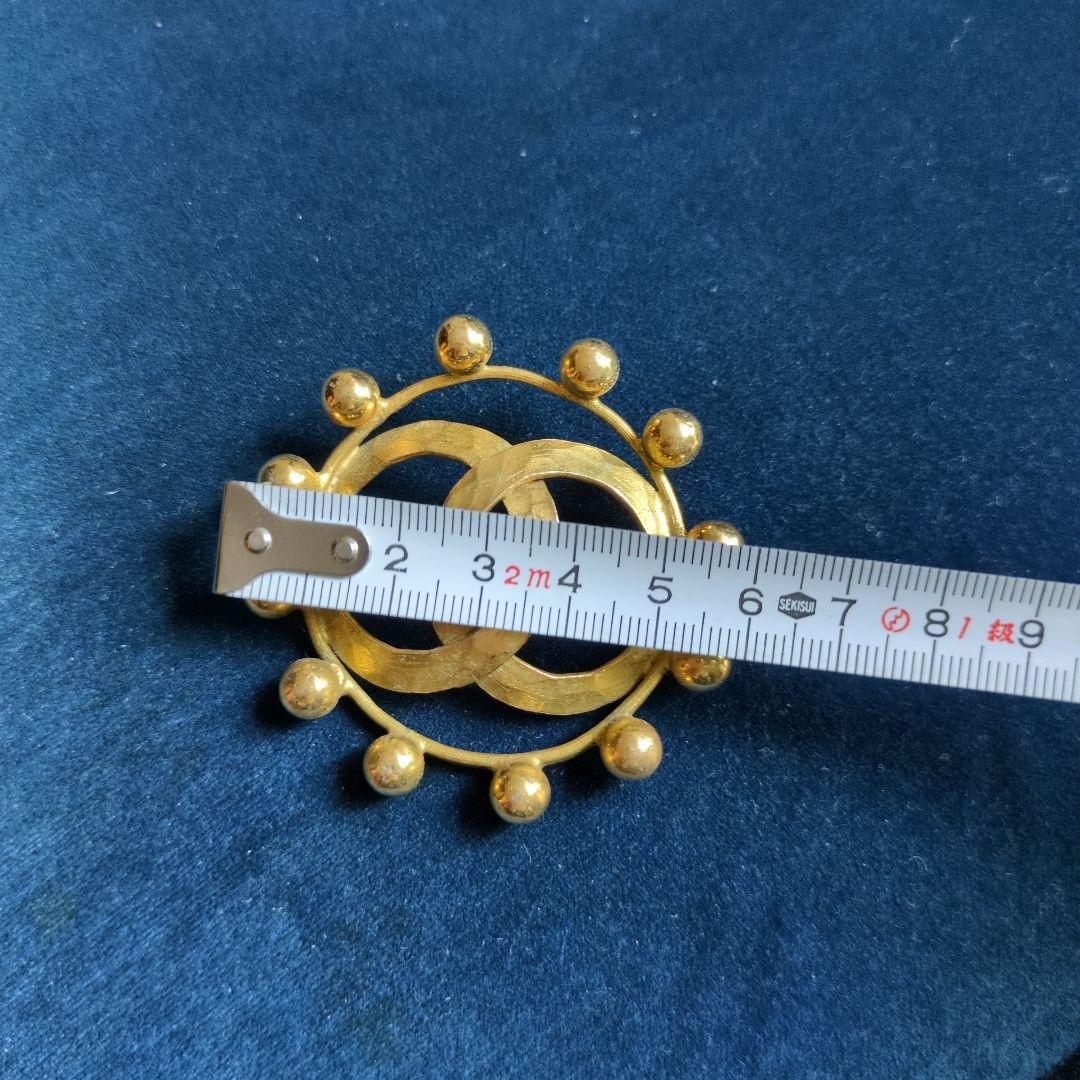 金色メタル ブローチ 二重リング