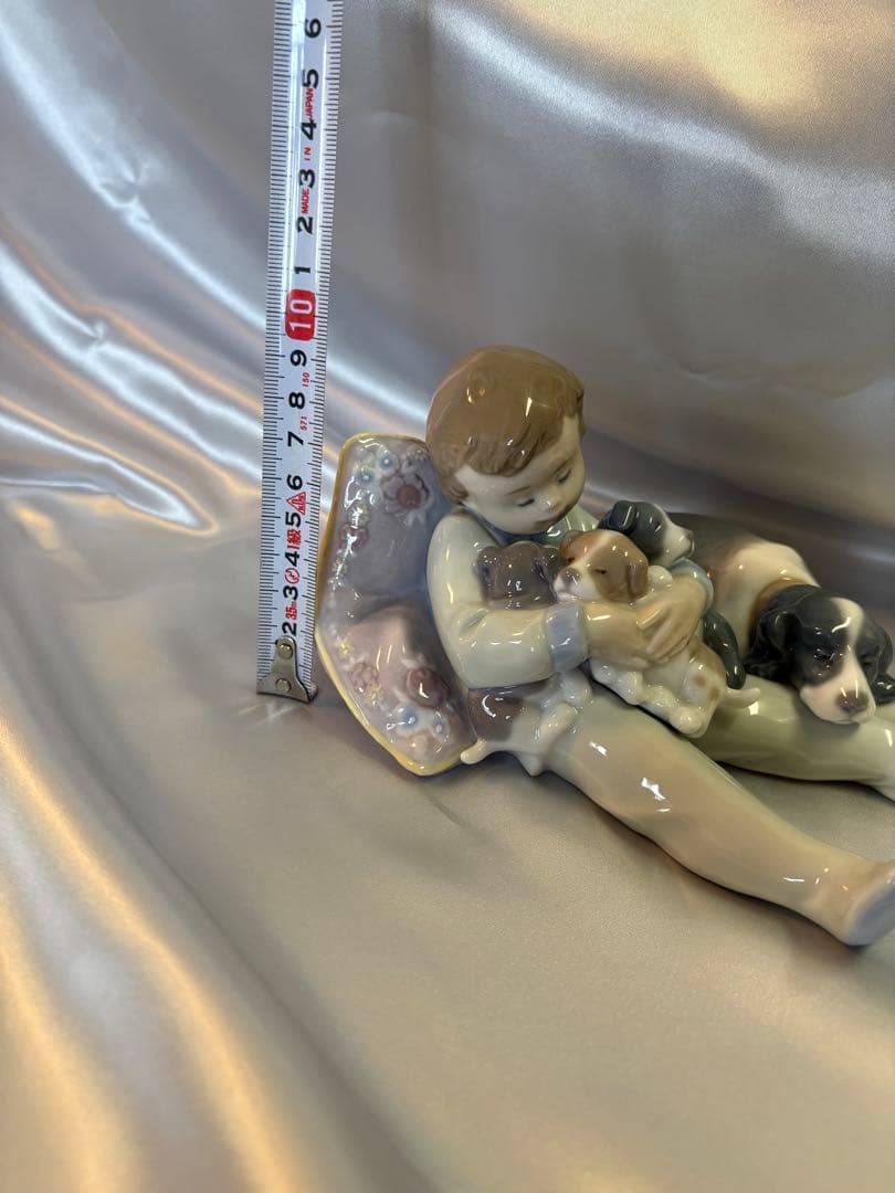 LADRO リヤドロ フィギュリン みんなおねんね