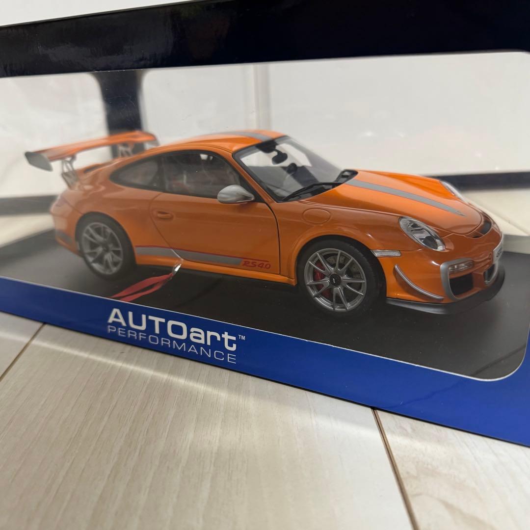 AUTOart Porsche 911 GT3 RS 4.0 オレンジ 1/18