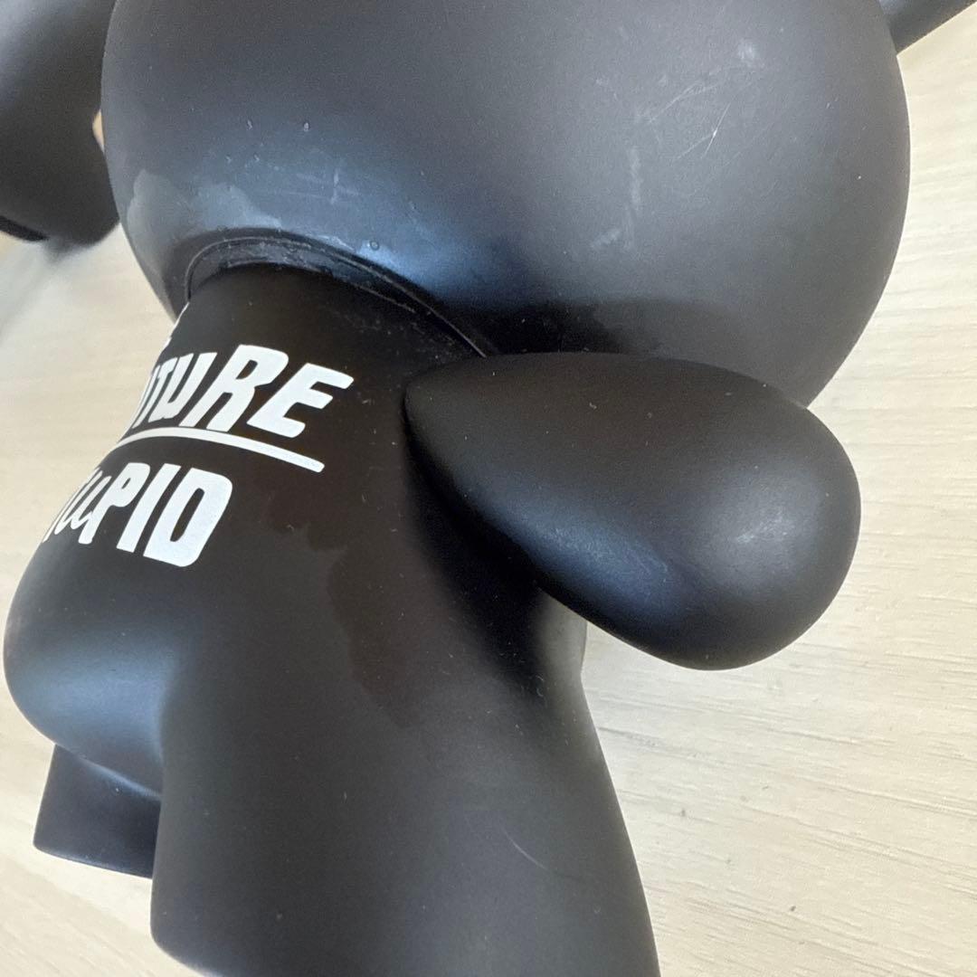 フランク・コジック　喫煙うさぎ