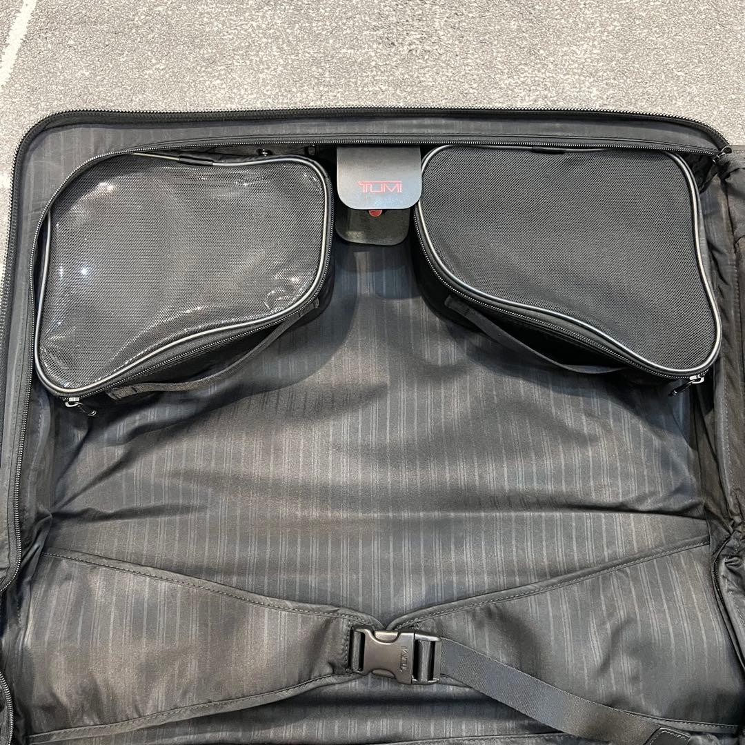 【極美品】TUMIアルファ ホイール キャリーオン ガーメント22037DH