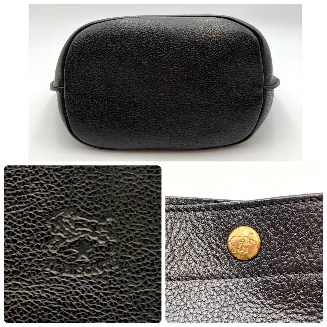 ☆みー☆✨IL BISONTE バケットバッグ 黒 レザー ロゴ 2way