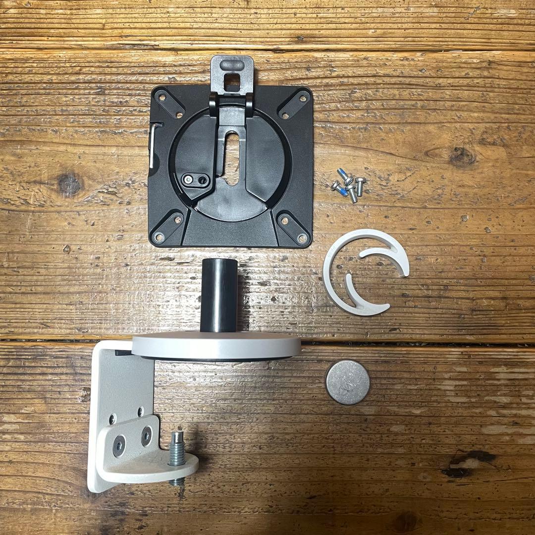 CBS FLO ハーマンミラー モニターアーム 白 9kg スプリング方式