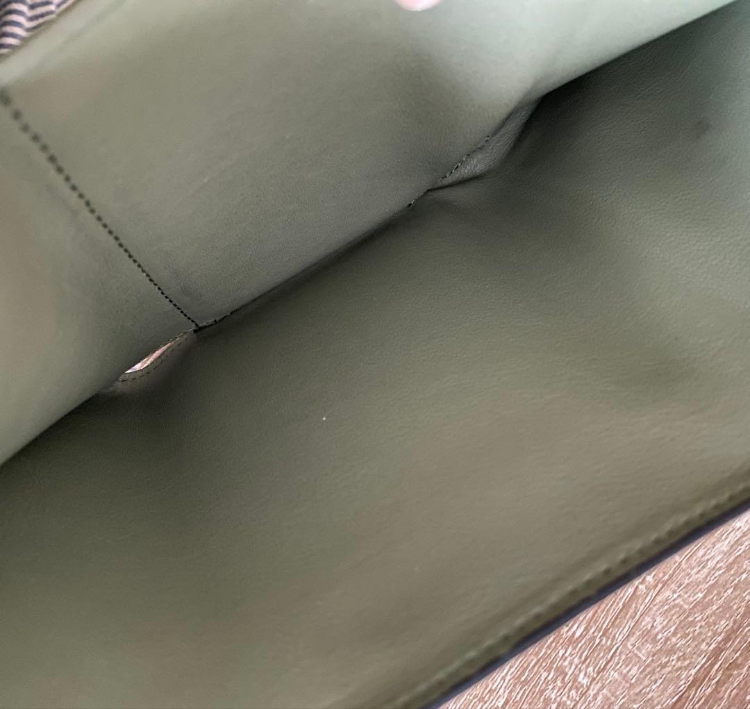 ロエベ　財布　アナグラムバーティカルウォレット　三つ折りローズマリー