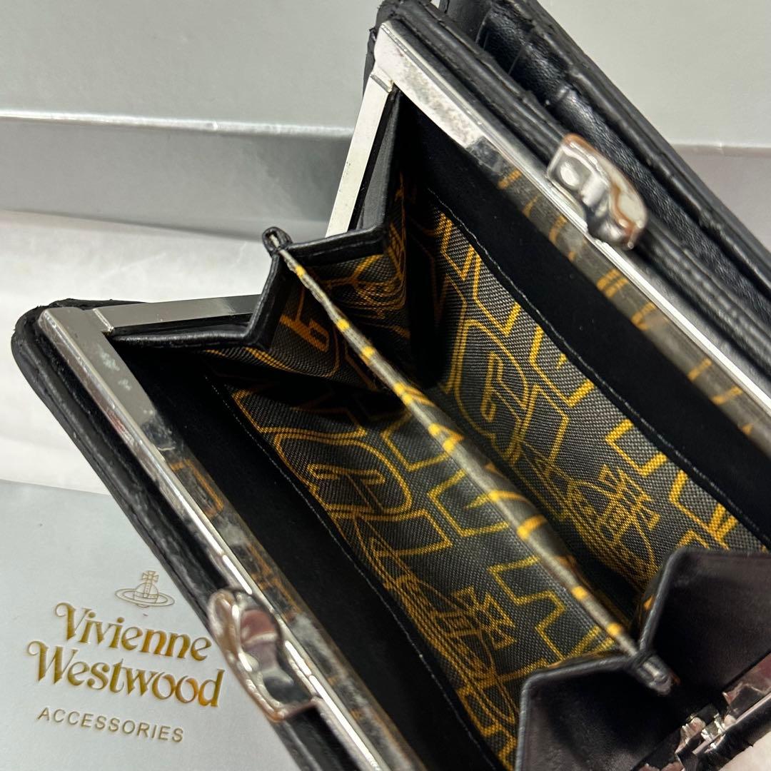 新品同様‼️ ヴィヴィアンウエストウッド　財布　二つ折り　折り財布　チェック柄