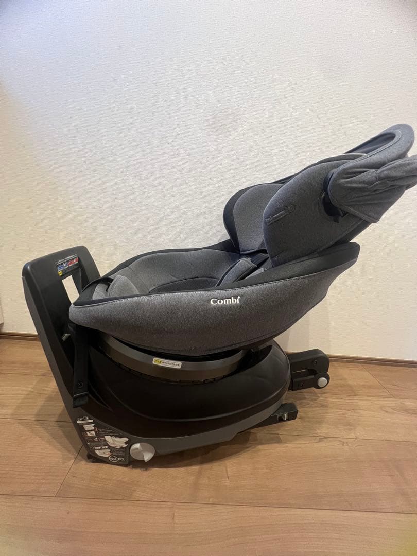 コンビ クルムーヴ スマート ISOFIX エッグショック　値下げ受け付け中！