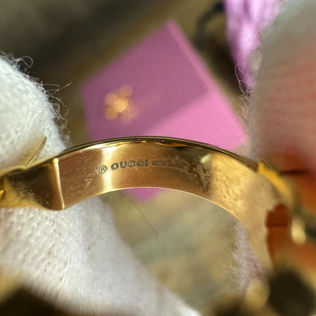 【美品】 グッチ フープピアス 現行モデル　774627 ロゴ ピアス　GP