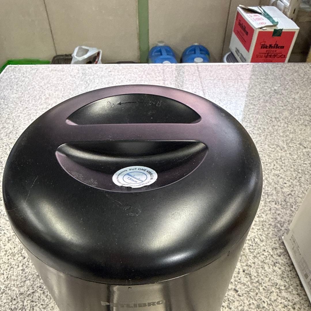 PETLIBRO 自動給餌器 黒 カメラ付き PLAF203 小物 格安