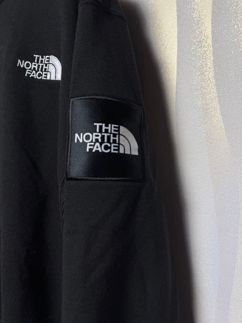 【新品未使用】THE NORTH FACE スクエアロゴパーカー　NT12333