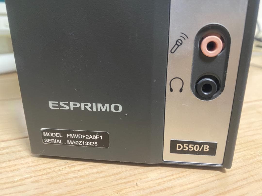【SSD搭載＋無線LAN】富士通ESPRIMO　D550/B　windows10