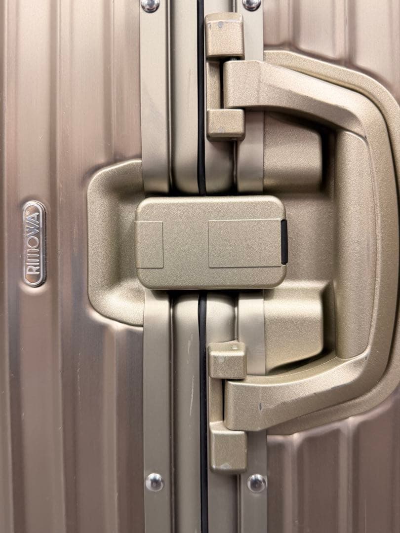 【正規品】RIMOWA リモア TOPAS TITANIUM 82L
