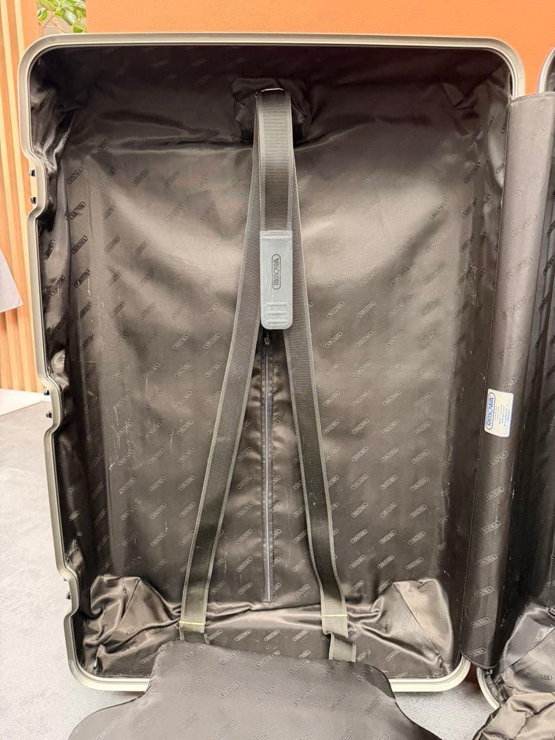 【正規品】RIMOWA リモア TOPAS TITANIUM 82L