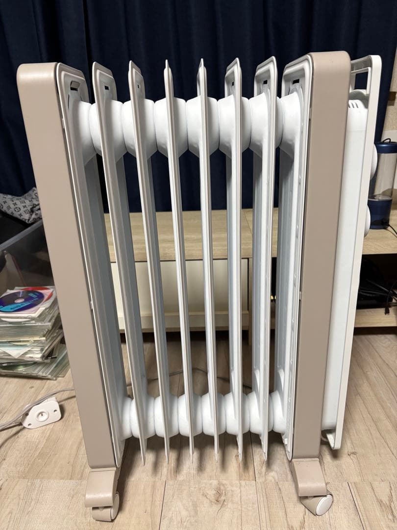 De'Longhi (デロンギ) オイルヒーター ヴェルティカルド