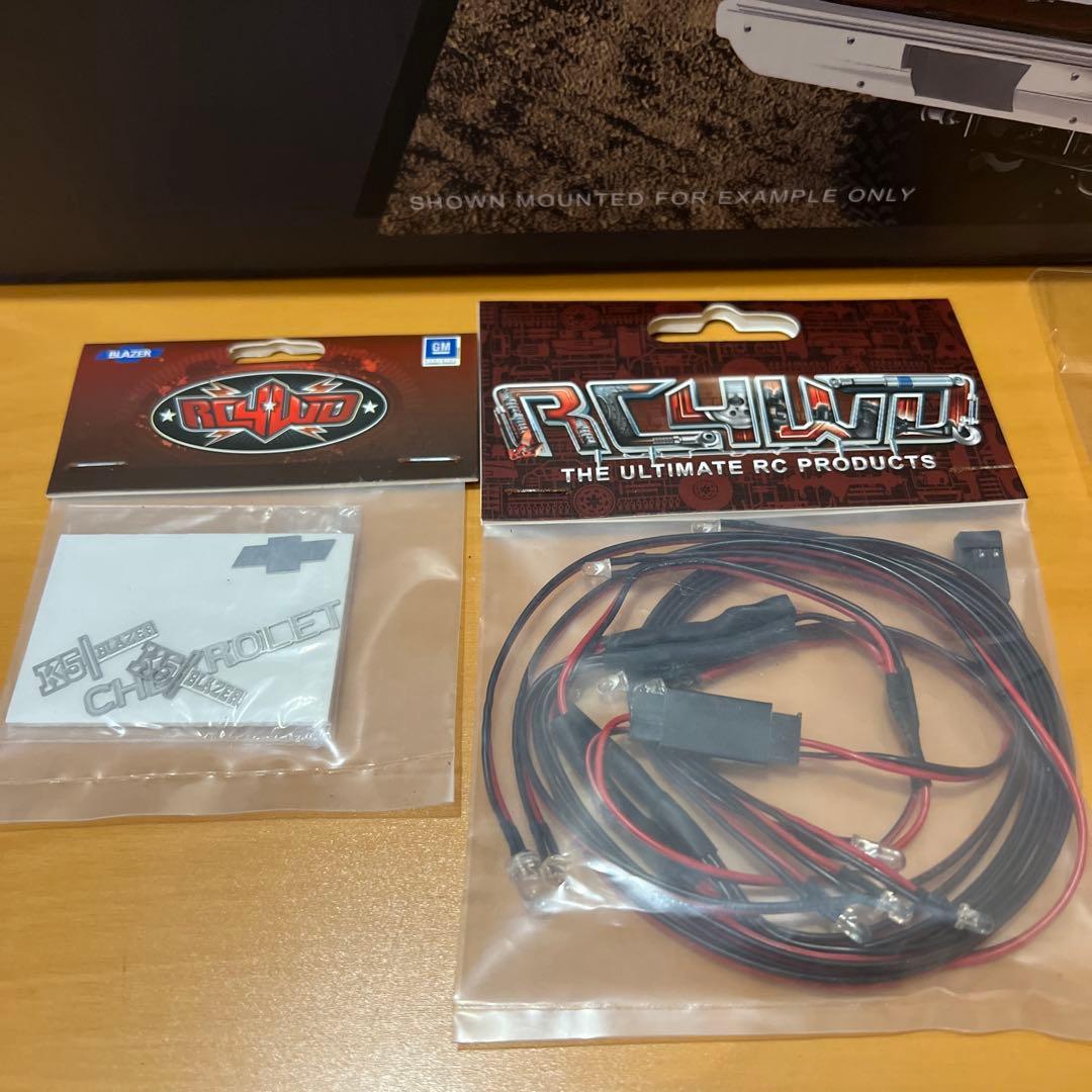 【新品】RC4WD シボレーブレイザーボディ　オプション付き　未使用品