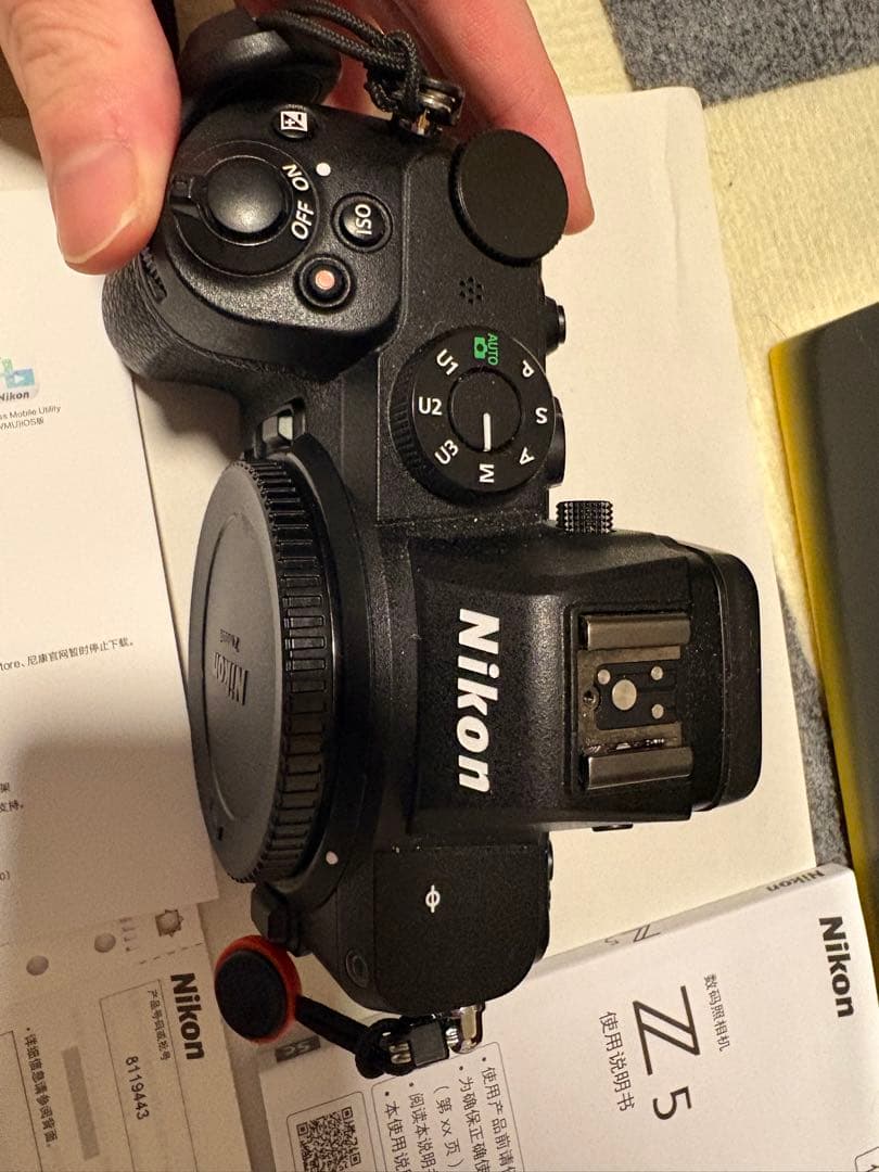 Nikon Z 5 ミラーレス一眼カメラ 本体