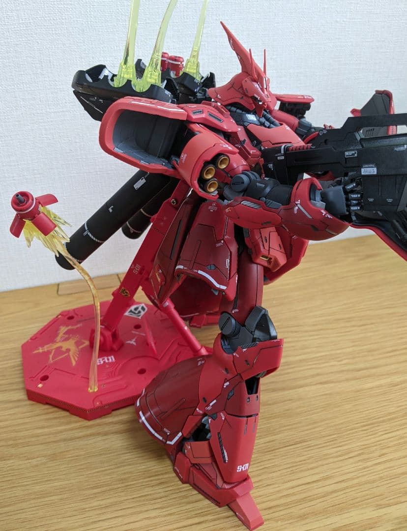 「アクシズ、行け！忌まわしい記憶と共に！」ガンプラ完成品MGサザビーver.ka