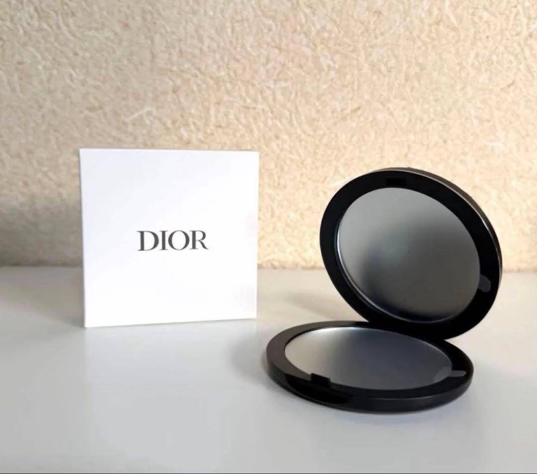 ✨もも✨ミラー2点＆ブラックポーチ