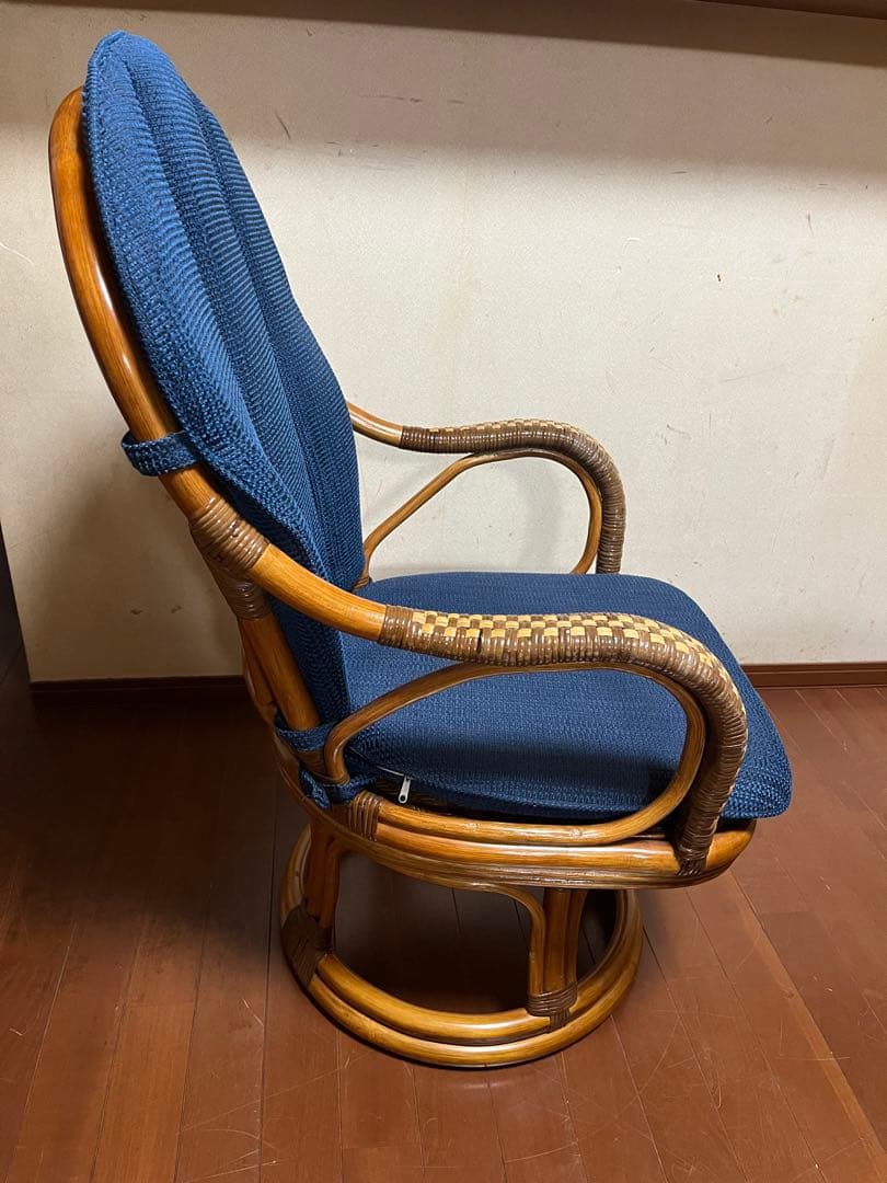 kazama カザマ　オリッサハイバック　チェア　ラタン　回転機能付き①