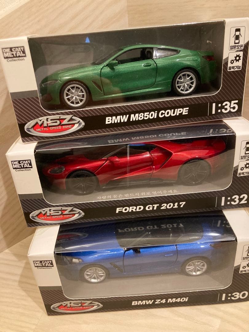 ミニカー BMW M850i COUPE, FORD GT 2017, Z4 M40i