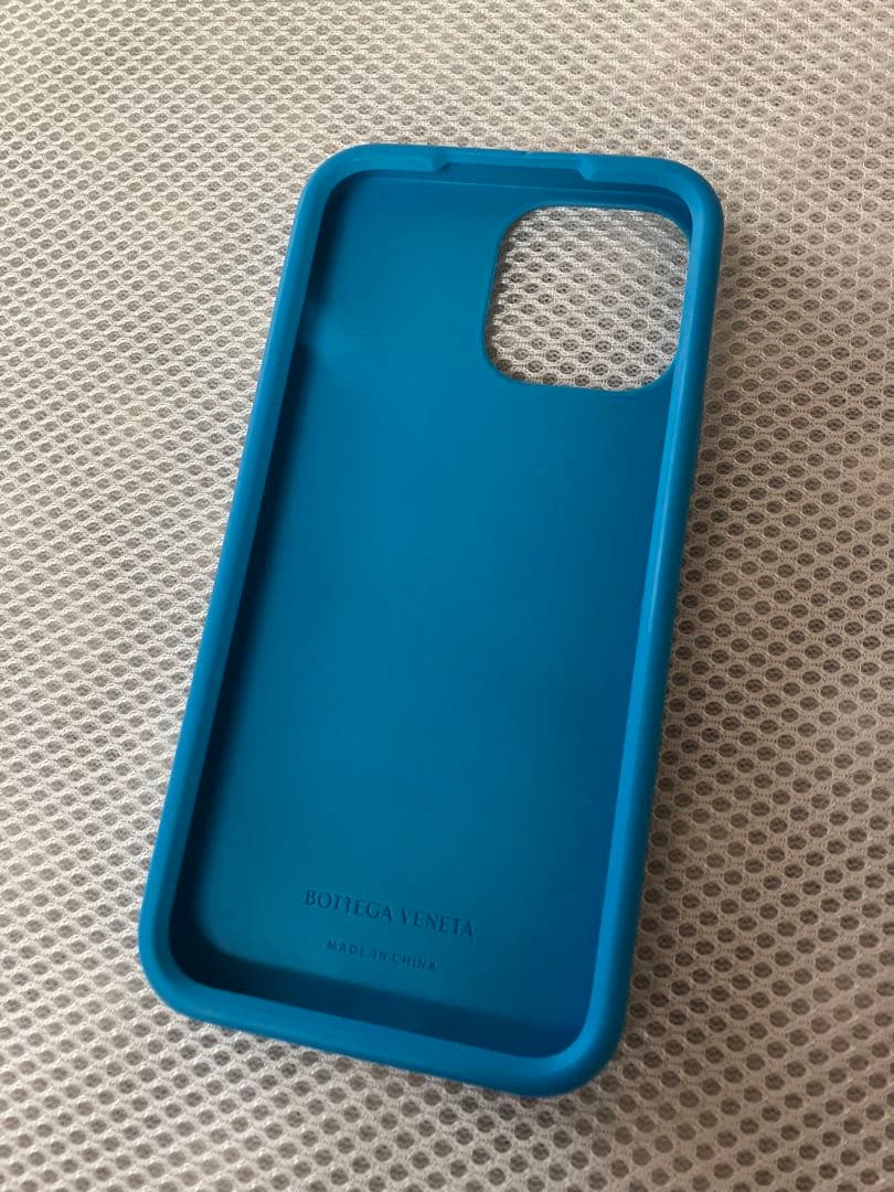 BOTTEGA VENETA ブルー シリコンケース　16pro MAX