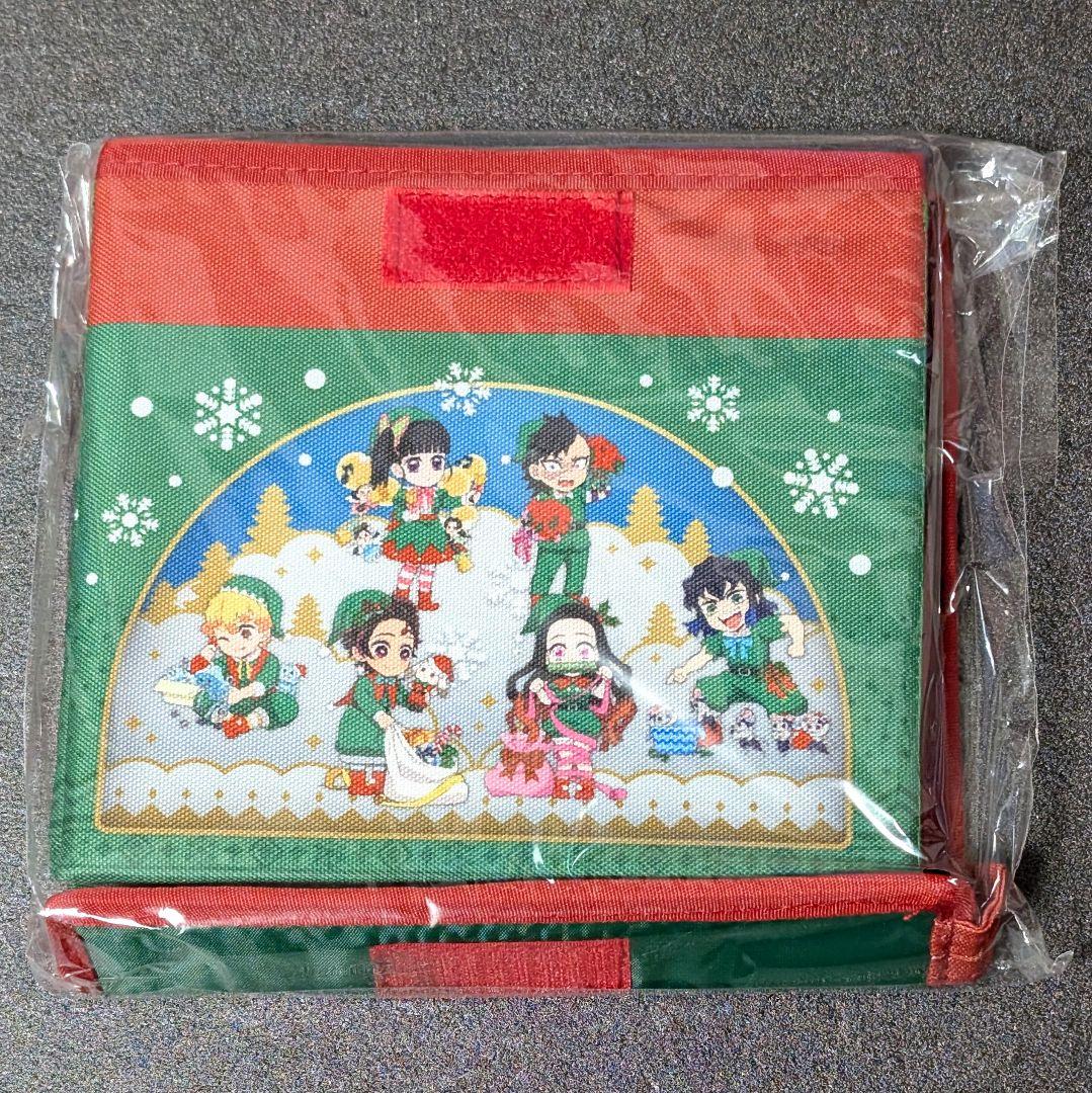 鬼滅の刃 キメツ学園クリスマス編缶バッジ 2022収納BOX