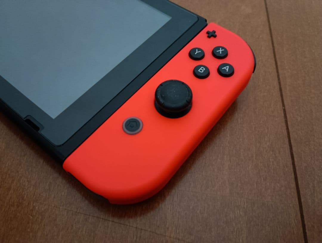 Nintendo Switch 【中古・美品】