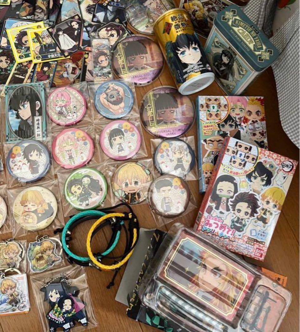 鬼滅の刃 アクリルスタンド アクスタ 缶バッジ フィギュア アクキー まとめ売り