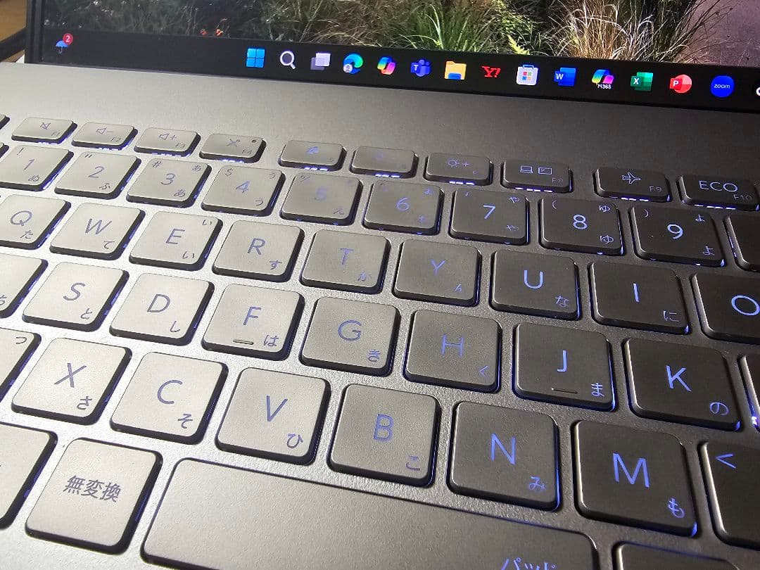 Windowsノート本体 NEC LAVIE NEXTREME Carbon PC-XC760DAG-J