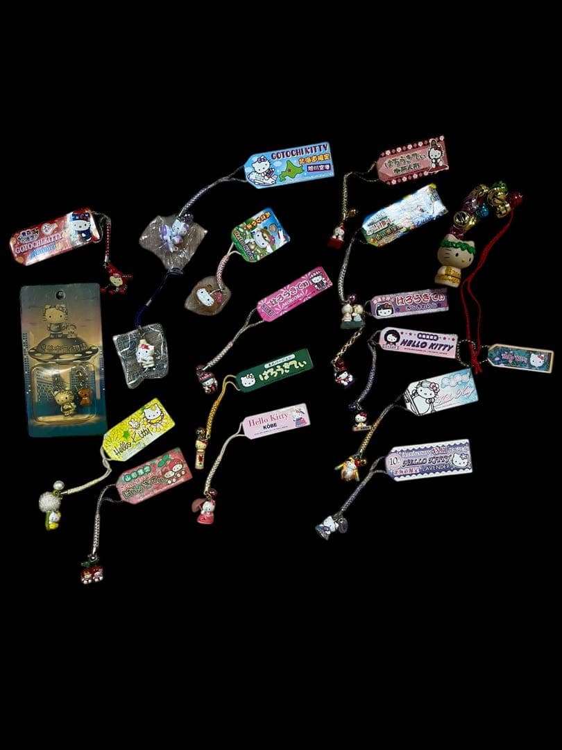 ハローキティ ストラップ　まとめ売り　根付け　ご当地など　120個　キティちゃん