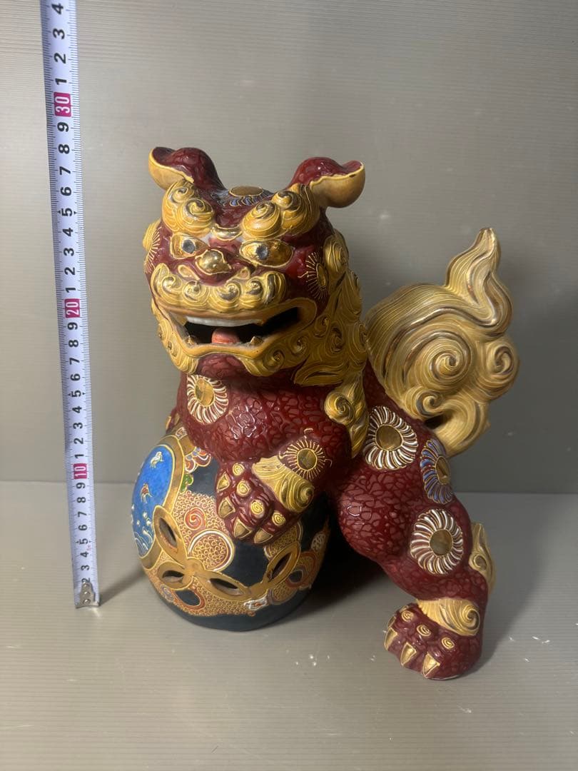 2517 九谷焼 玉乗り獅子 狛犬 シーサー 置物 開運 魔除け 縁起物 骨董品