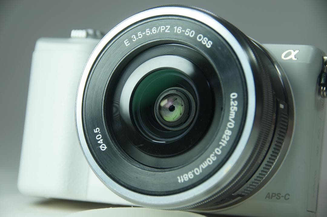 【極美品】 SONY α5100 ホワイト シャッター数3660回 【返品保証】