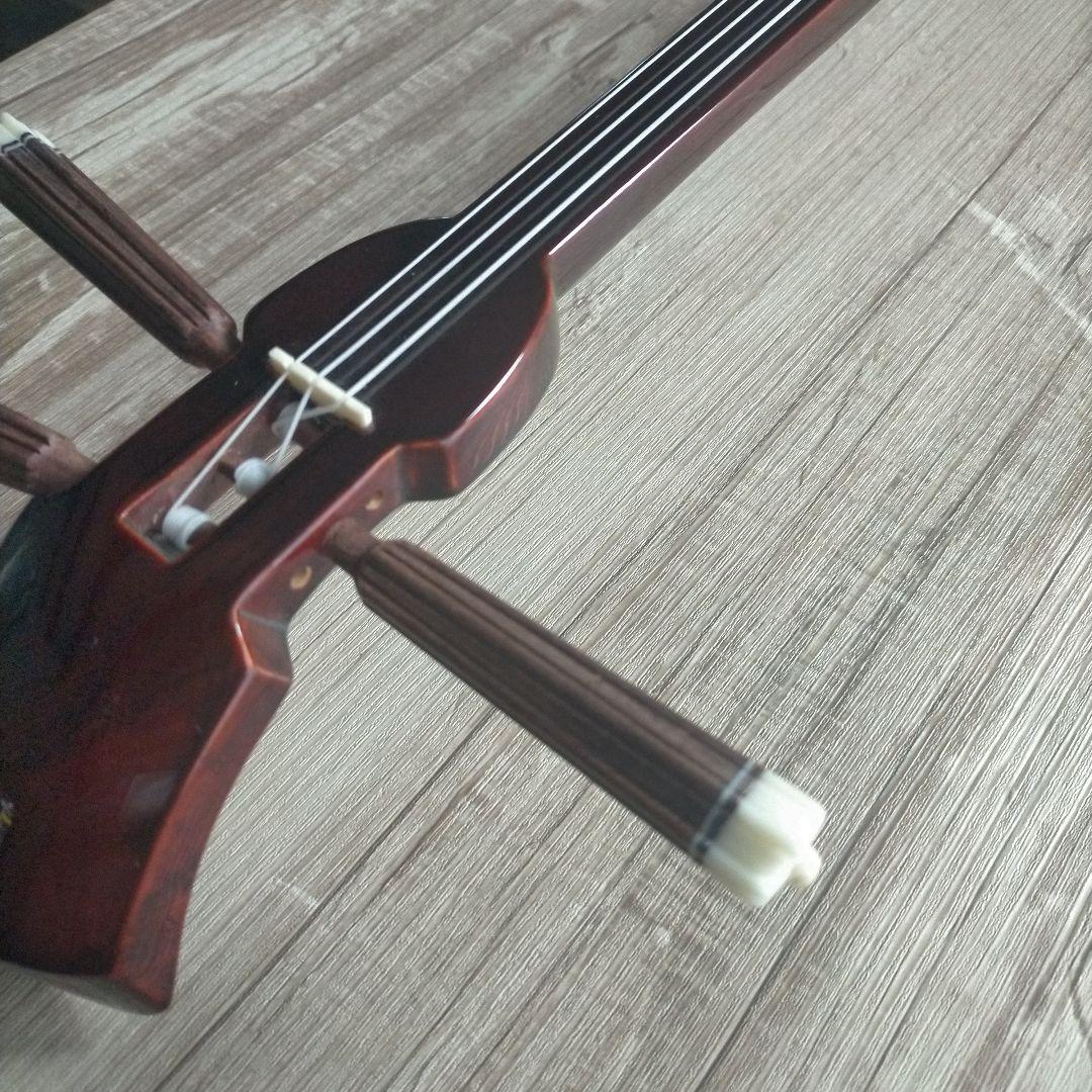 沖縄三線 本皮 三線 沖縄 皮破れなし 蛇皮 本蛇革 琉球 和楽器 弦楽器