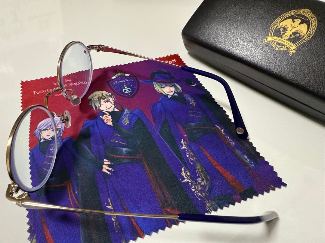 Disney ツイステッドワンダーランドzoffコラボメガネ(ポムフィオーレ寮)