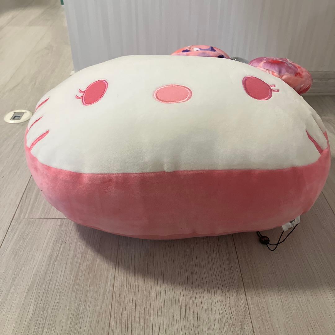 Radyハローキティ クッション