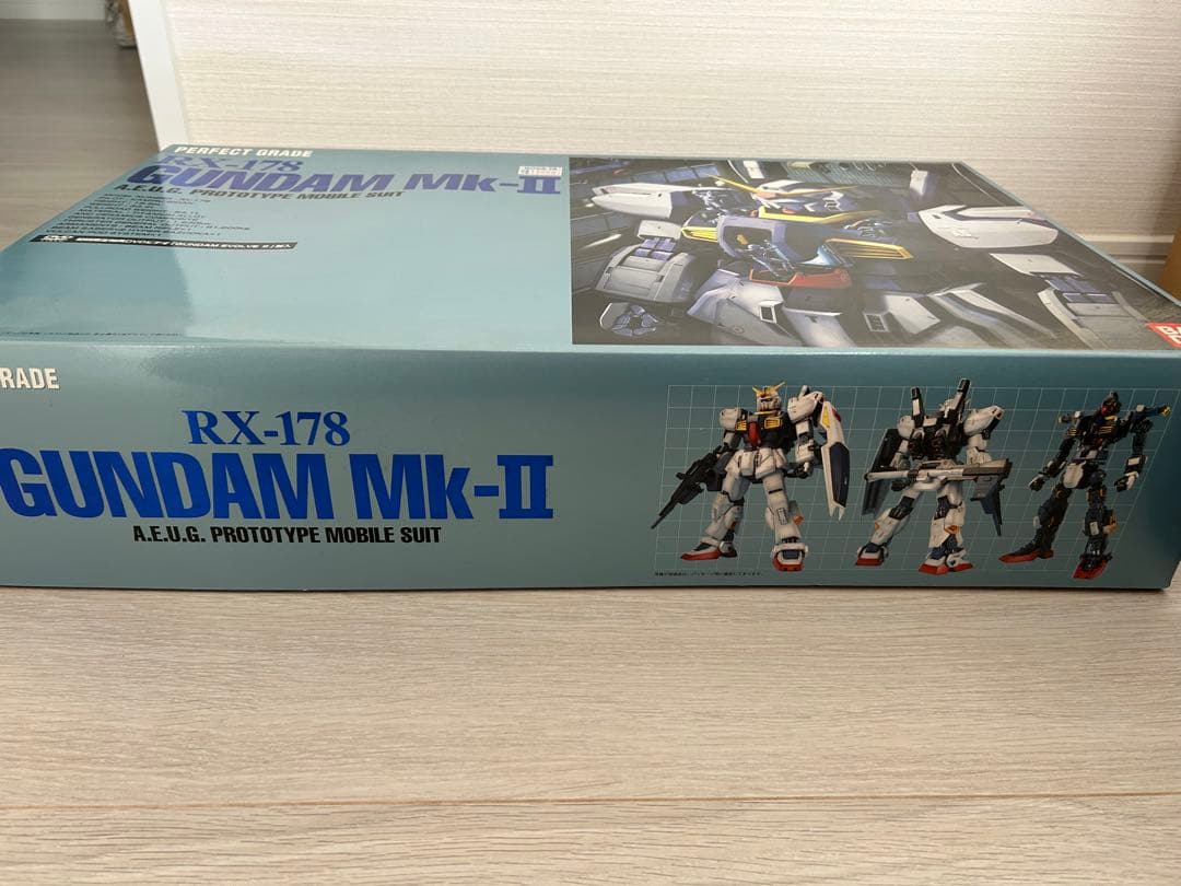 【新品・未開封】PG RX-178 ガンダム GUNDAM Mk-II
