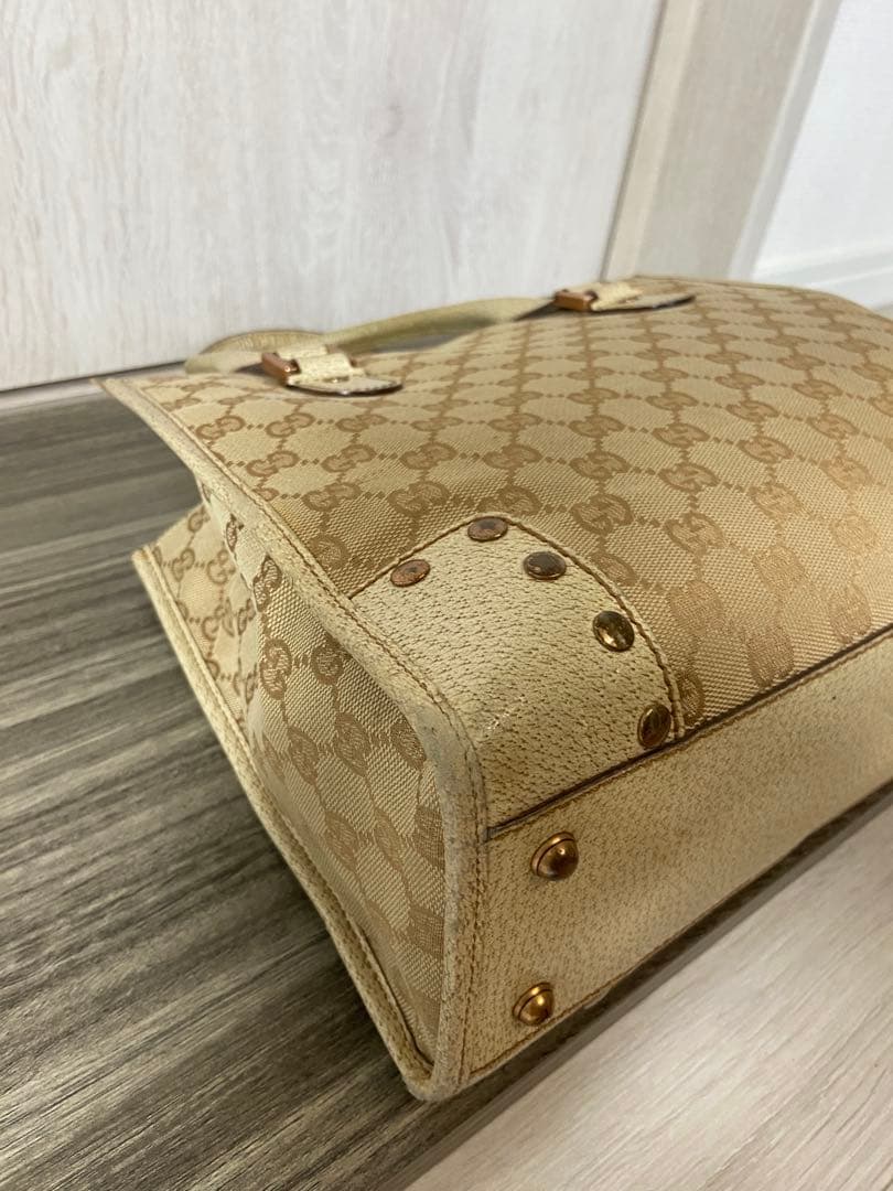 GUCCI ハンドバッグ　GG柄　キャンバス　レザー　ベージュ　スタッズ