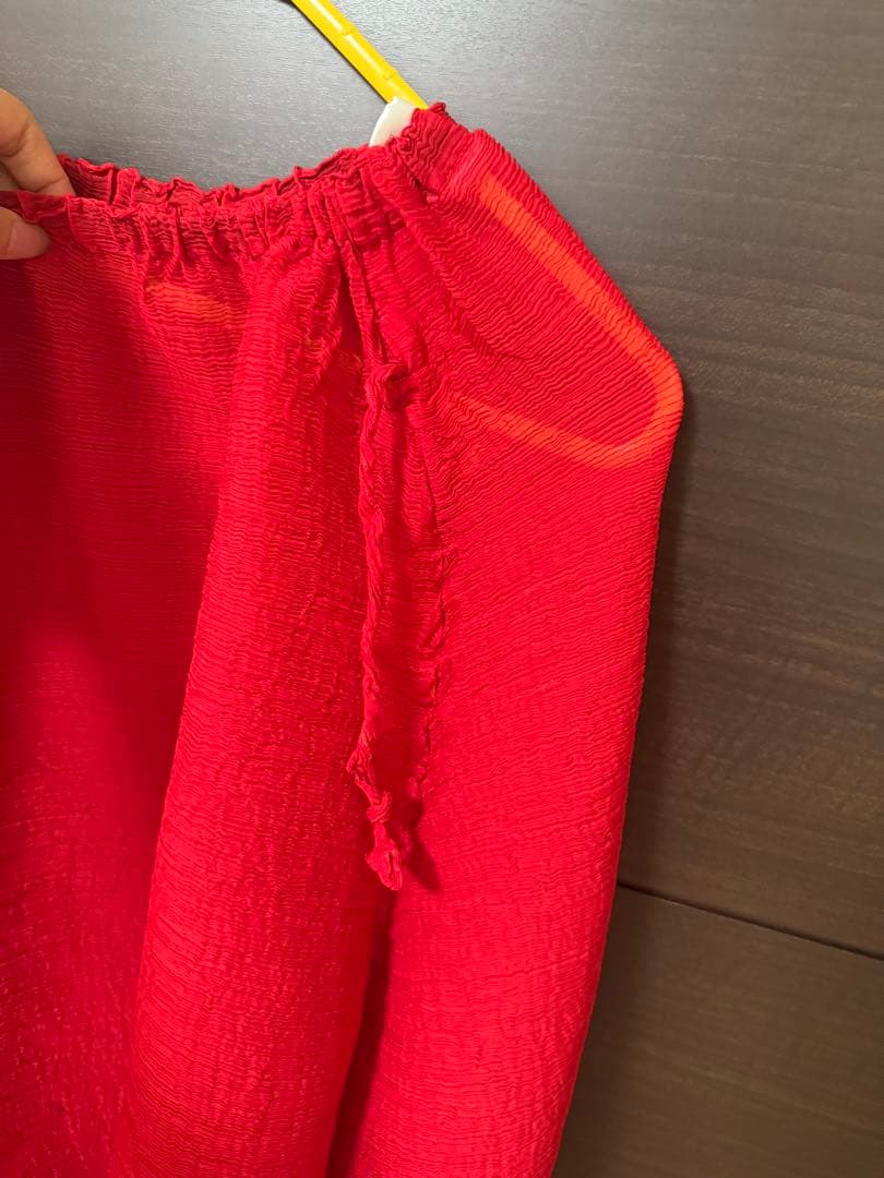 イッセイミヤケissey miyake me シスール赤いサルエルパンツ