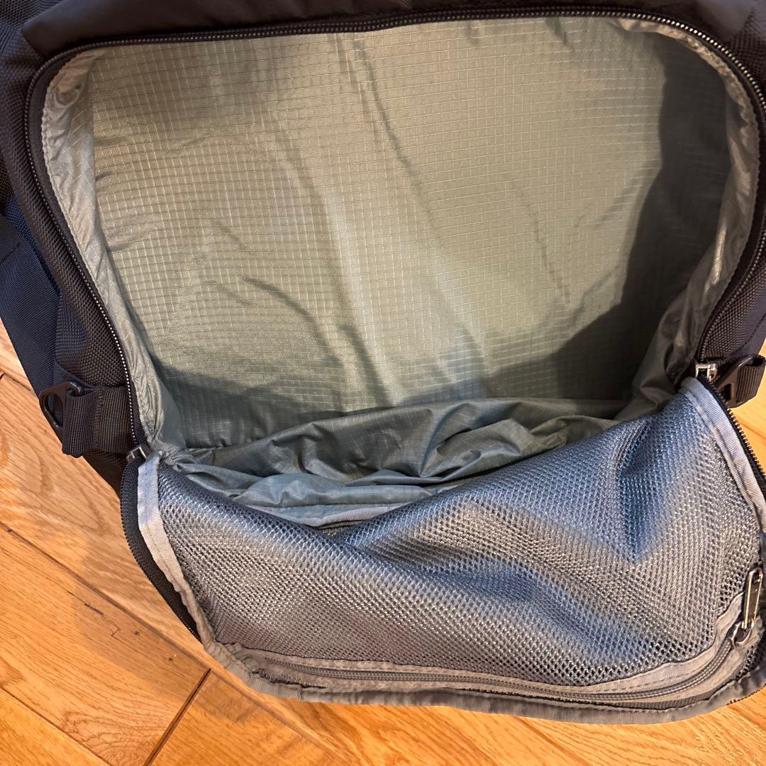 mont-bell モンベル　ウィーリーダッフル 80 キャリーバッグ