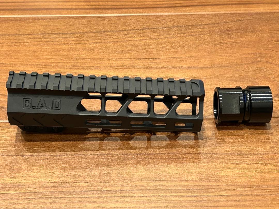 実物BAD WORKHORSE 6.7in ハンドガード トレポンPTW MWS