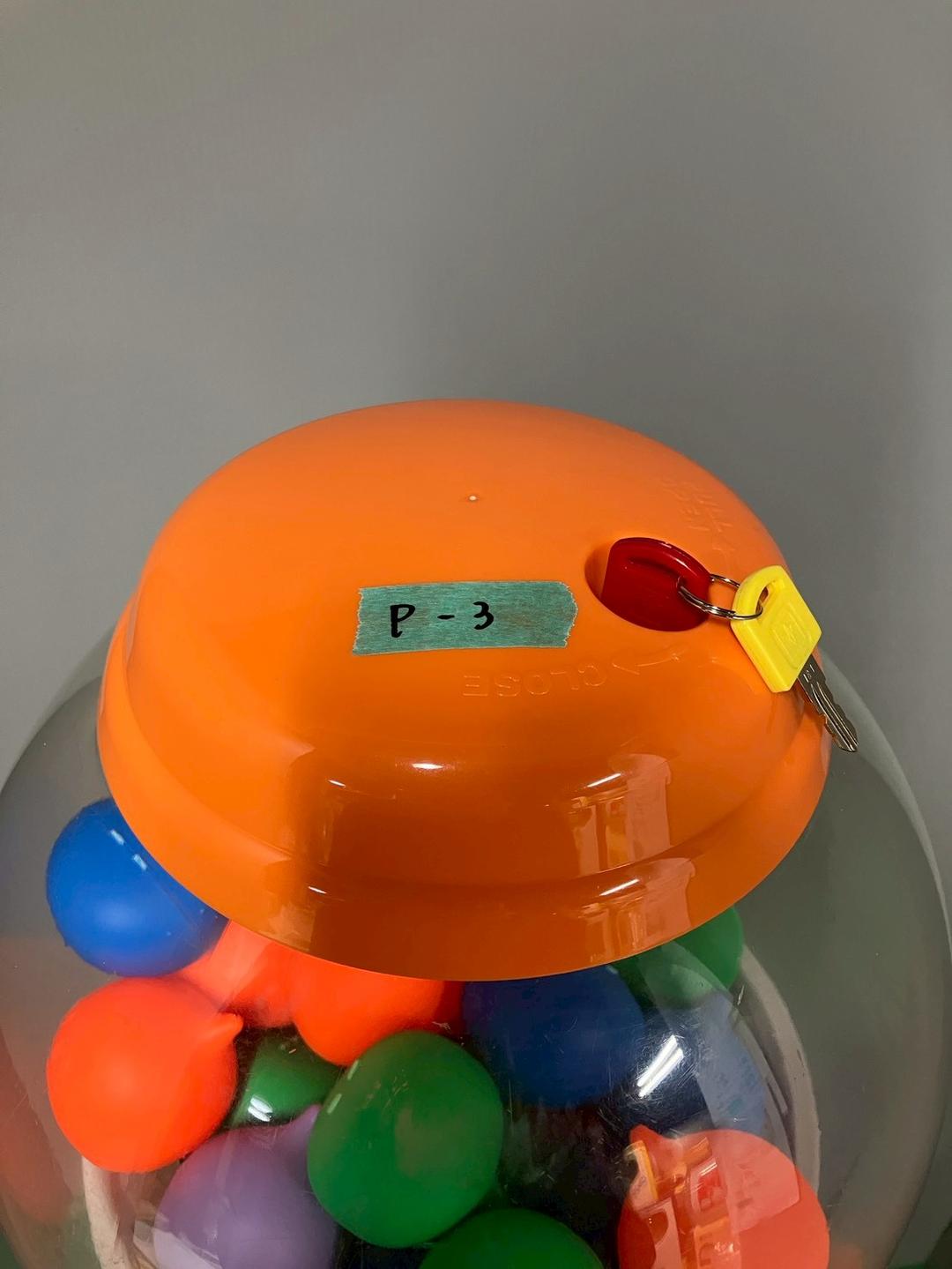 台座付き！【プチコロ】P-3 中古ガチャガチャ本体【 専用20枚付き】