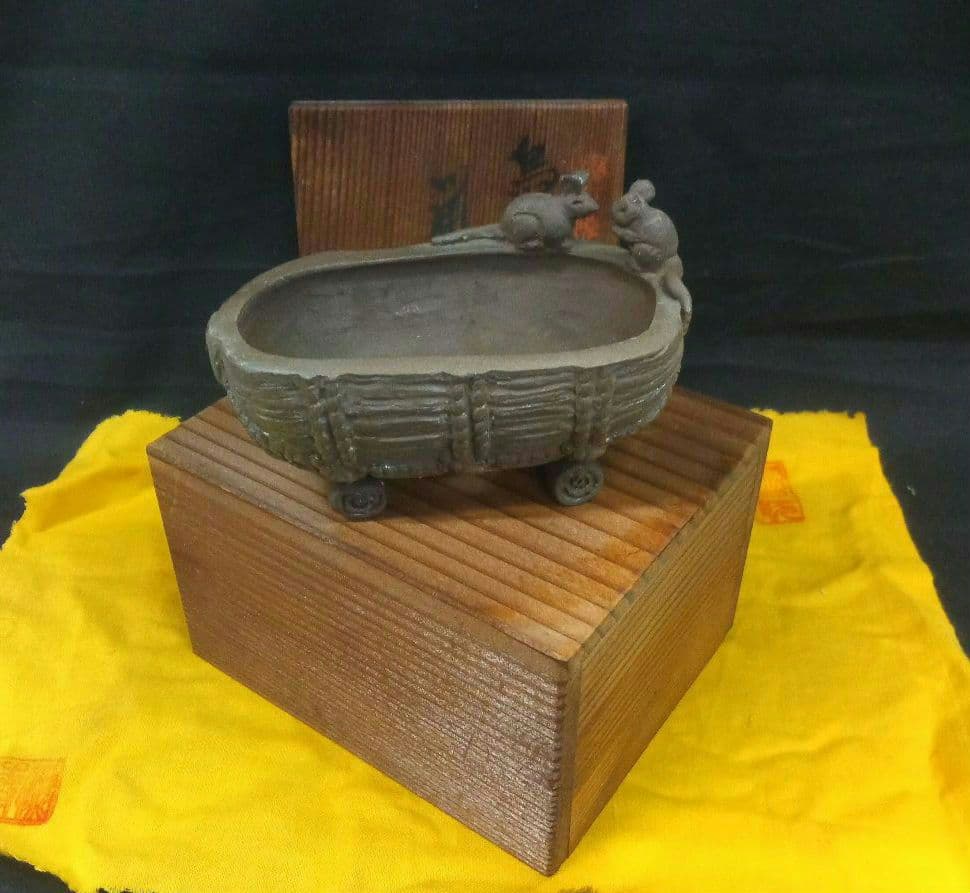 011.【寿悦】烏泥鼡俵鉢/ミニ盆栽鉢/木箱付き