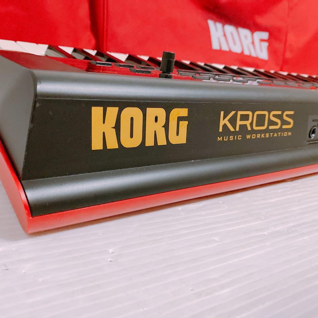 KORG KROSS-61 シンセサイザー　ケース付き