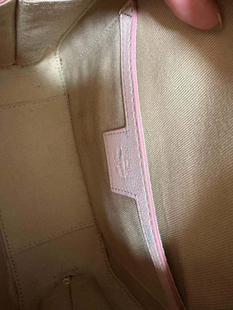 MCM パウダーピンク ショルダーバッグ