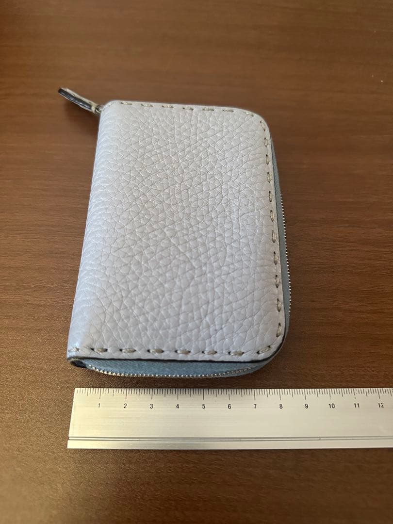 FENDI フェンディ レザー ケース ブルー系