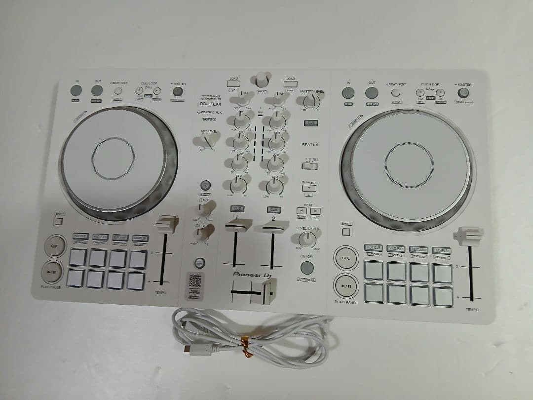 DDJ-FLX4-W ホワイト DJコントローラー　Pioneer